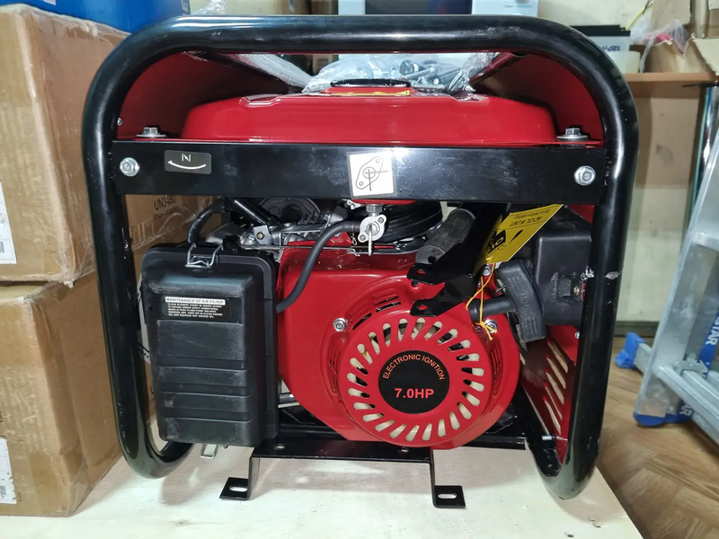 Генератор бензиновый 2.8 кВт Vogler Tools YGF3500/1 230В YGF3500/1 230В фото