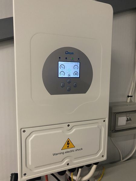 Гібридний інвертор Deye SUN-6K-SG05LP1-EU 6kW, 1Ф, 48V, 2 MPPT 1794126634 фото